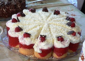 FRAU HOLLE KUCHEN,SUPER LECKER!