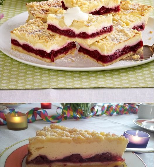 Käse-Streuselkuchen vom Blech mit Kirschkompott