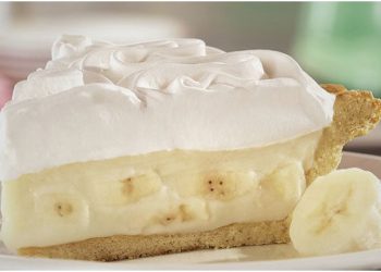 Diese cremige, sanfte Bananentorte ist SO lecker und in wenigen Augenblicken schon fertig