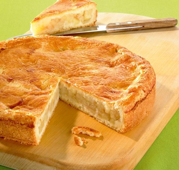 Gedeckter Apfelkuchen