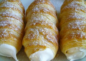 Hausgemachte Schaumrollen mit cremiger Füllung – Wir haben alles auf einmal gegessen!! 