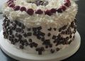Sahne-Kirschtorte 