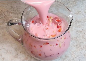 Erdbeerbowle mit Joghurt: ein Hammergetränk!