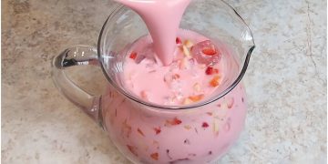 Erdbeerbowle mit Joghurt: ein Hammergetränk!