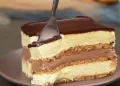 NESQUIK-TORTE MIT KEKSEN: So cremig, dass sie auf der Zunge zergeht, und super einfach zuzubereiten