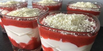 Schokoraspeln: Spaghetti Eis Dessert