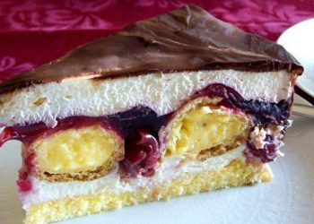 Torte Mit Kirschen