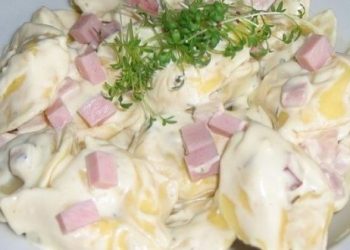 Tortellini mit Käse Sahne Soße