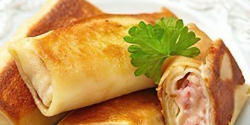 Pfannkuchen mit Schinken und Käse