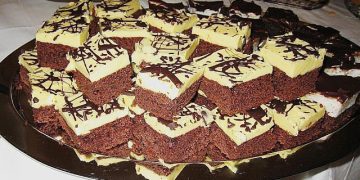 Schmilzt auf der Zunge, Eierlikörkuchen vom Blech!