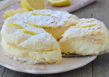 Dieser Kuchen ist eine sünde wert: Cremeschnitten gefüllt mit Vanille