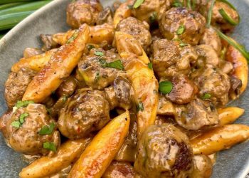 Makkaroni mit Hackbällchen Ragout : Sehr lecker und macht lange Satt!