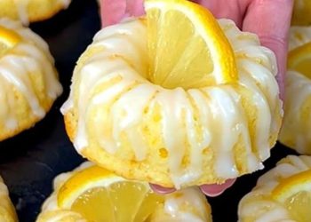 Zitronen-Mini-Donuts: das Rezept für weiche und duftende Leckereien