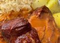 Kassler mit Sauerkraut und Kartoffeln