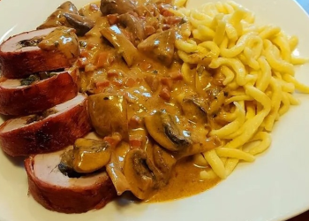 Speckmantel mit Champignons und Spätzle , wie ich die liebe