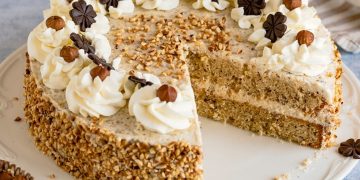 SAHNE-NUSS-TORTE