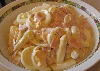 Spargelsalat mit Schinken und Ei