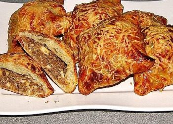 Pikante Hackfleischtaschen mit Käse