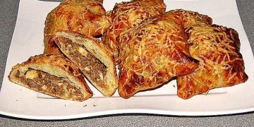 Pikante Hackfleischtaschen mit Käse
