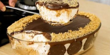 Butterkeks Dessert mit Quark und Sahne