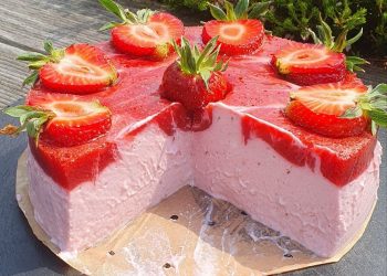 Erdbeer Torte in 15 Minuten