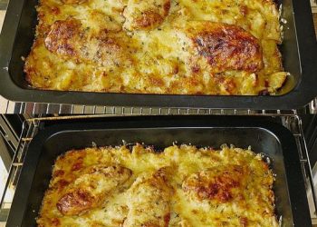 Leckeres Schnitzel mit Bratkartoffel & Gouda überbacken