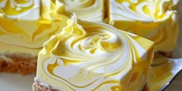 Elegantes Rezept für Marmorierte Zitronen-Käsekuchenriegel