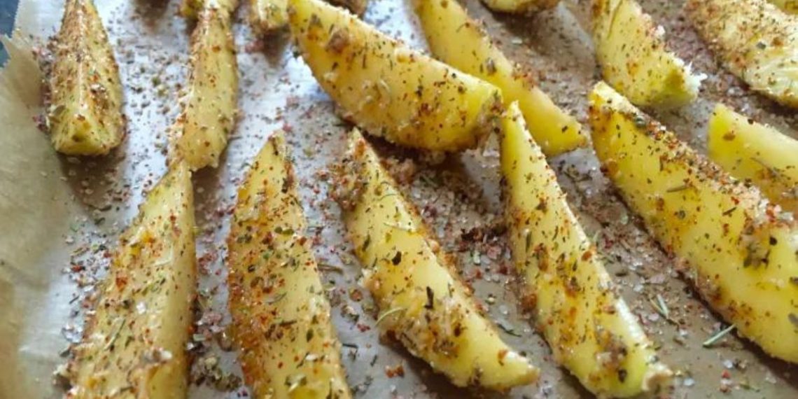 Knoblauch Kartoffelecken mit Parmesan