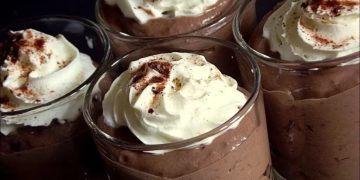 Käsekuchen Creme mit Nutella im Glas