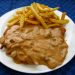 Jägerschnitzel mit Pommes