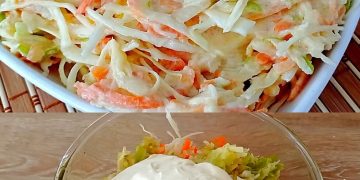 Dieser Salat hat alle überrascht. Einfach, gesund und lecker! 