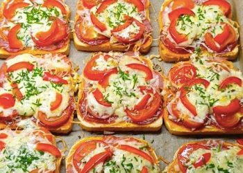Ultrasaftiger und Cremige Tomaten Mozzarella Toast im Ofen, super schnell fertig