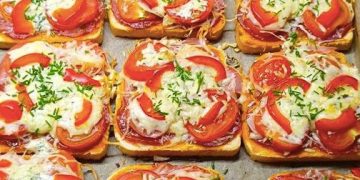 Ultrasaftiger und Cremige Tomaten Mozzarella Toast im Ofen, super schnell fertig