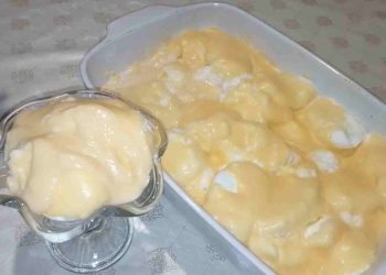 Schneenockerl in Vanillesauce