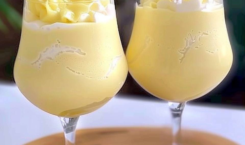 Pina Colada mit nur 4 Zutaten!