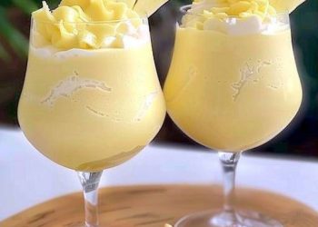 Pina Colada mit nur 4 Zutaten!
