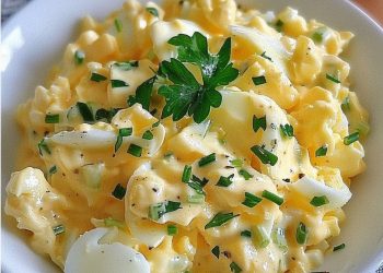 Opas Eiersalat Mit Knoblauch