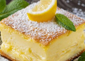 Dies ist das vierte Mal, dass ich diesen Kuchen gebacken habe und er ist immer noch unser Favorit