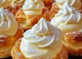 Windbeutel mit Vanillecreme-Sahne-Füllung